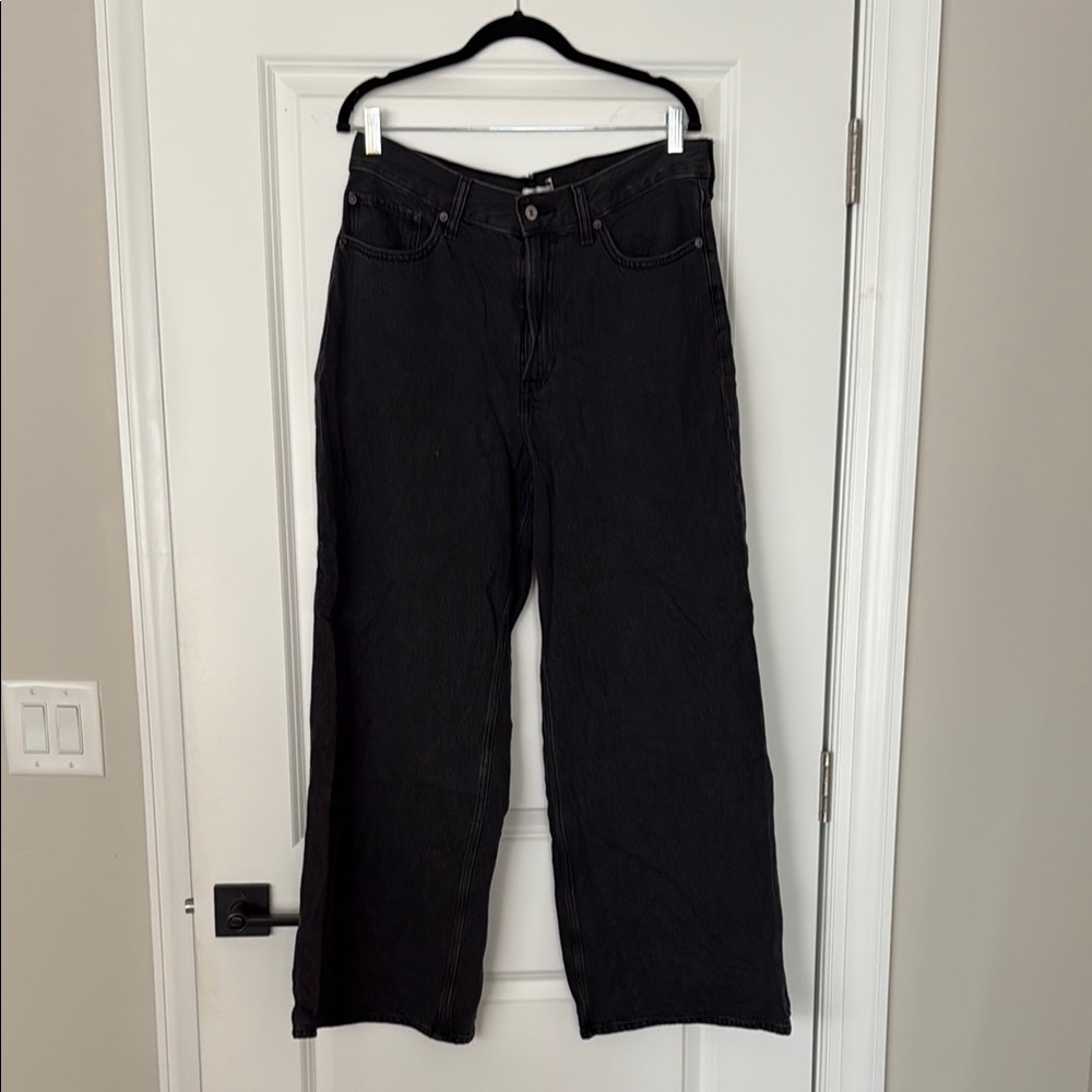 Abercrombie & Fitch High Rise Wide-Leg Jeans